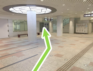 心斎橋駅からの経路図